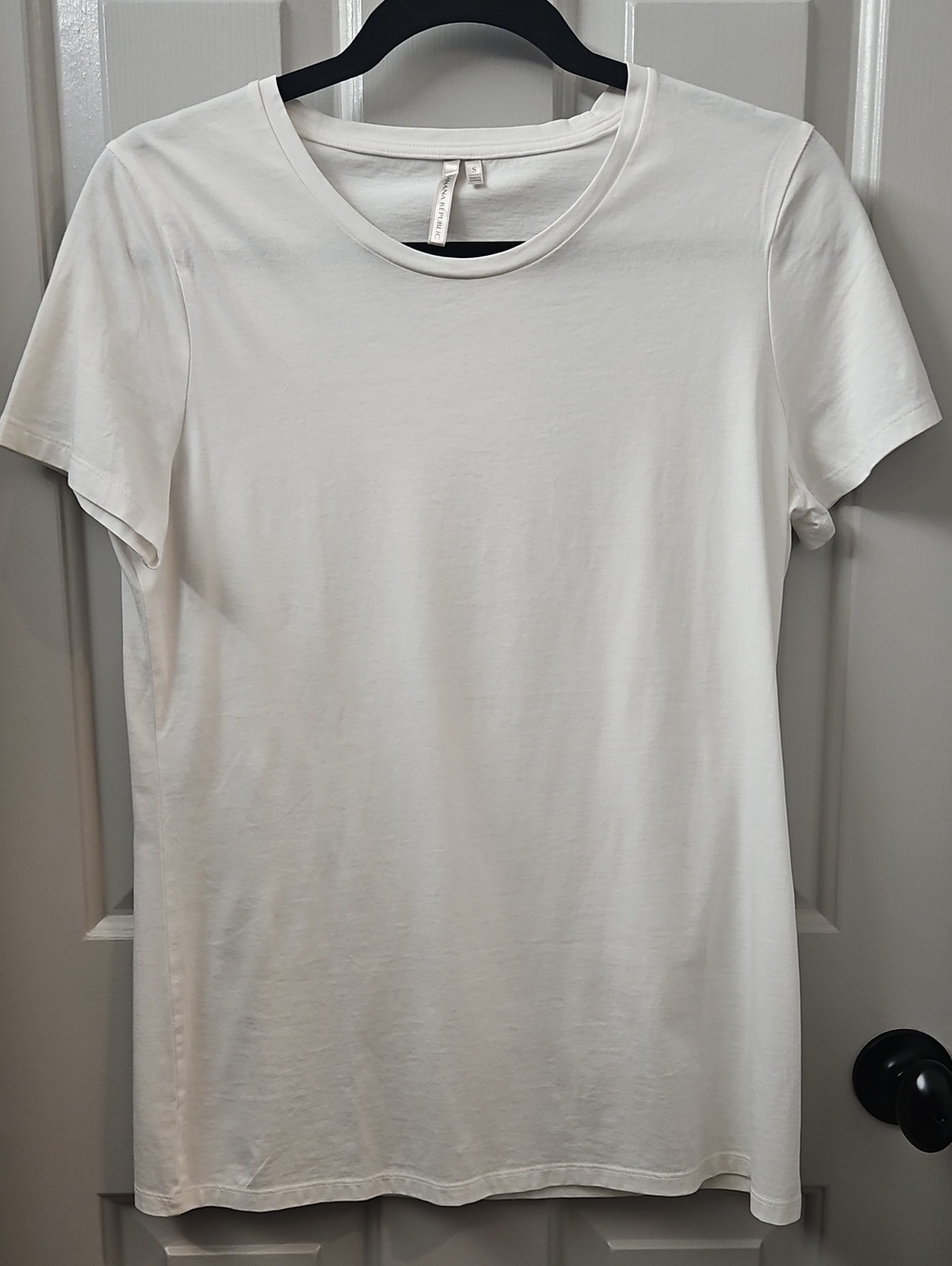 Banana Republic White Short Sleeve Crewneck Tee